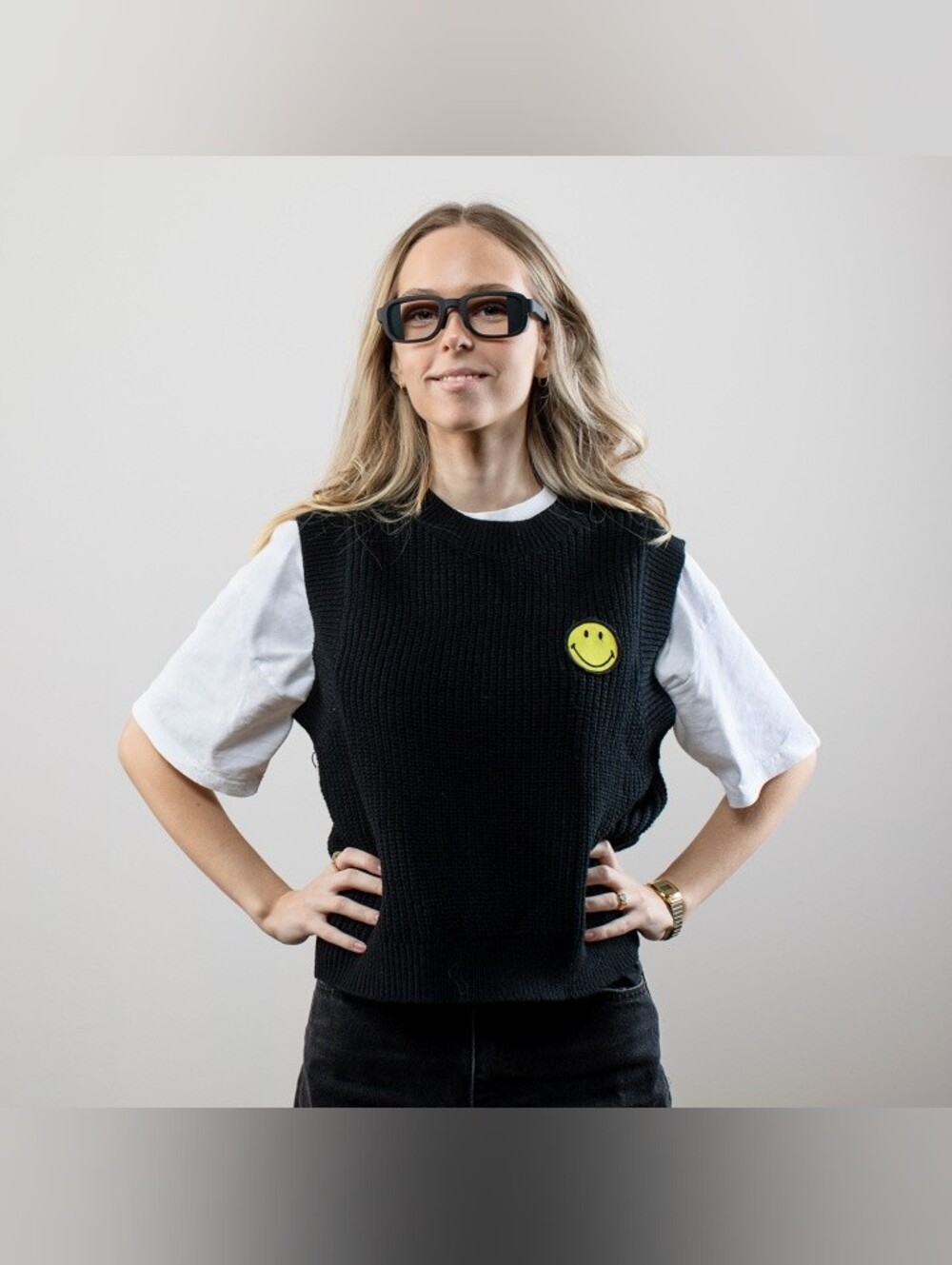 H&M X Smiley Black Sweater Vest Size Small
